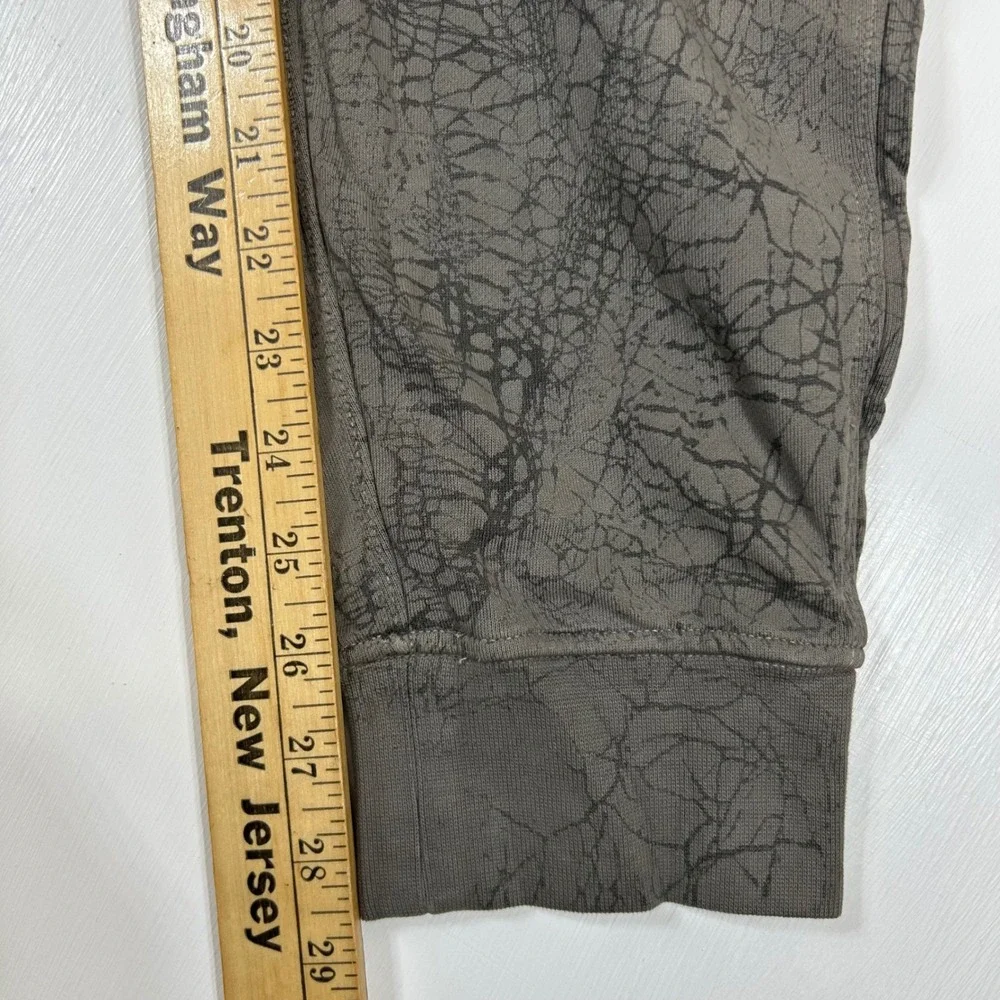 Lululemon Warm Down Jogger Thread Dye Grey Crackle Print Pants Size 10 LW5DN5S